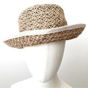 Nordstrom’s Rack Bucket Hat Trim Detail